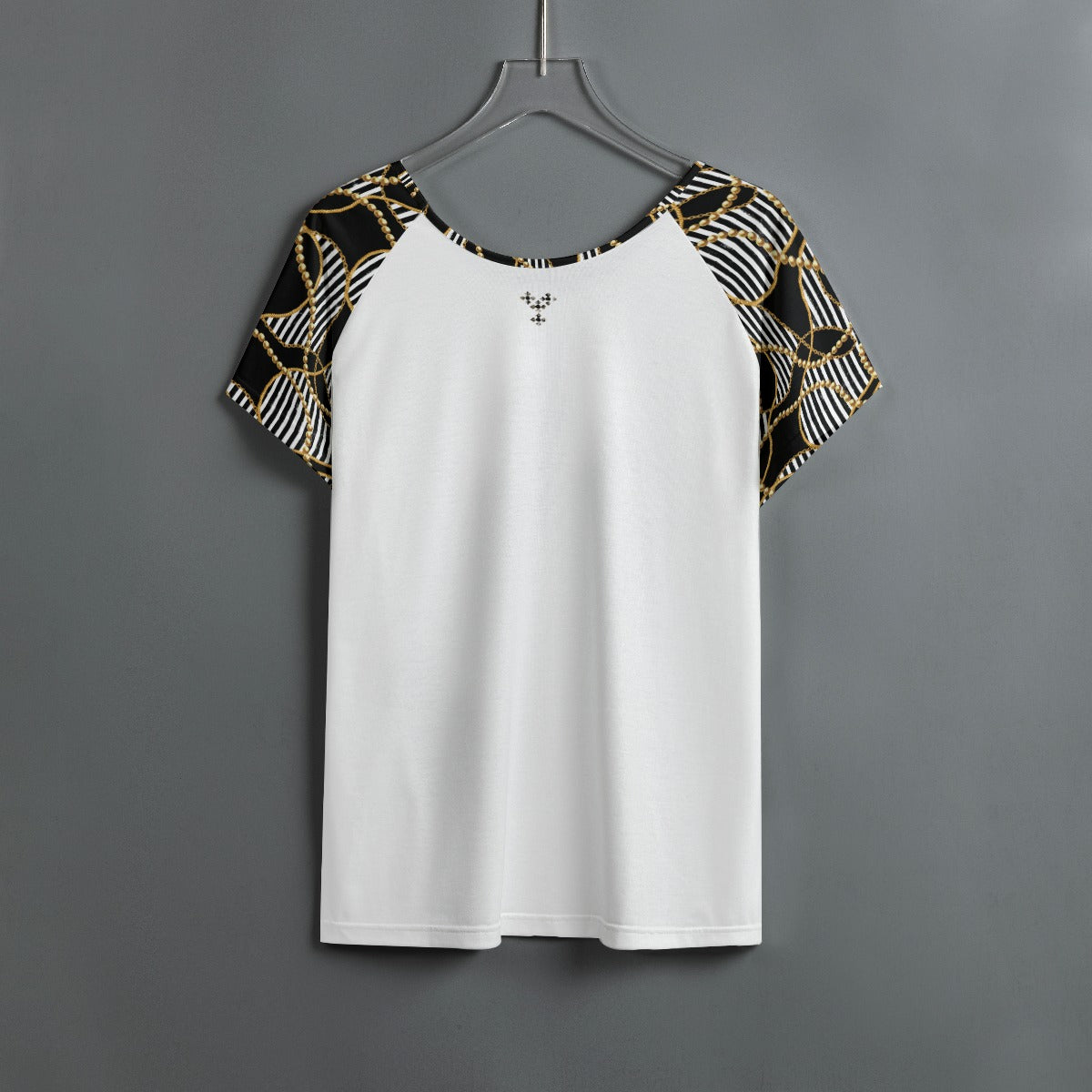 FAITH Black and White Stripe Bead Chain Print Round Neck Shirt - WearYnobe