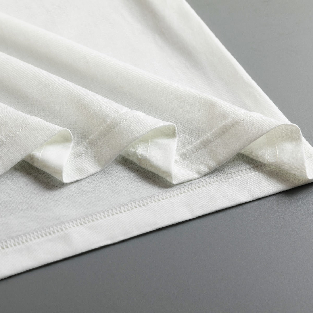 FAITH Black and White Stripe Bead Chain Print Round Neck Shirt - WearYnobe